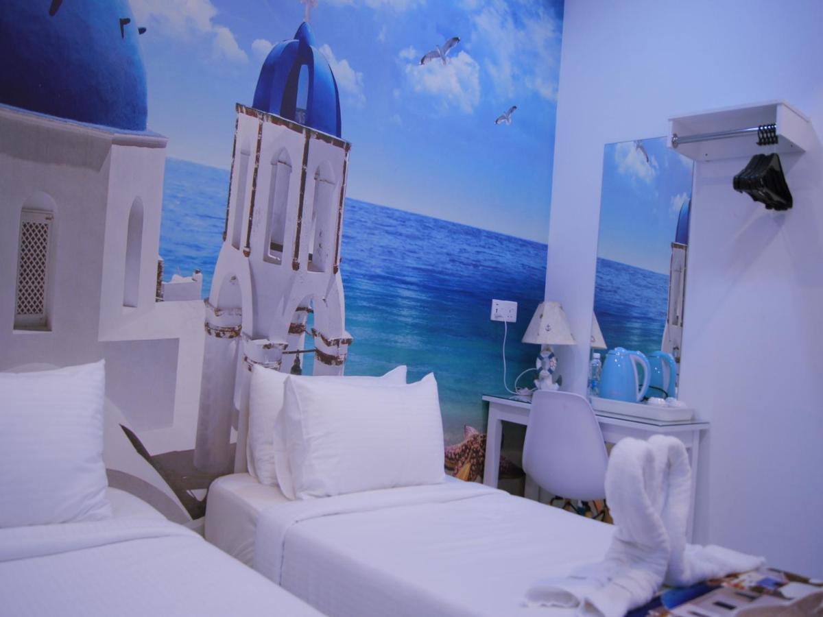 Santorini Hotel Melaka Esterno foto